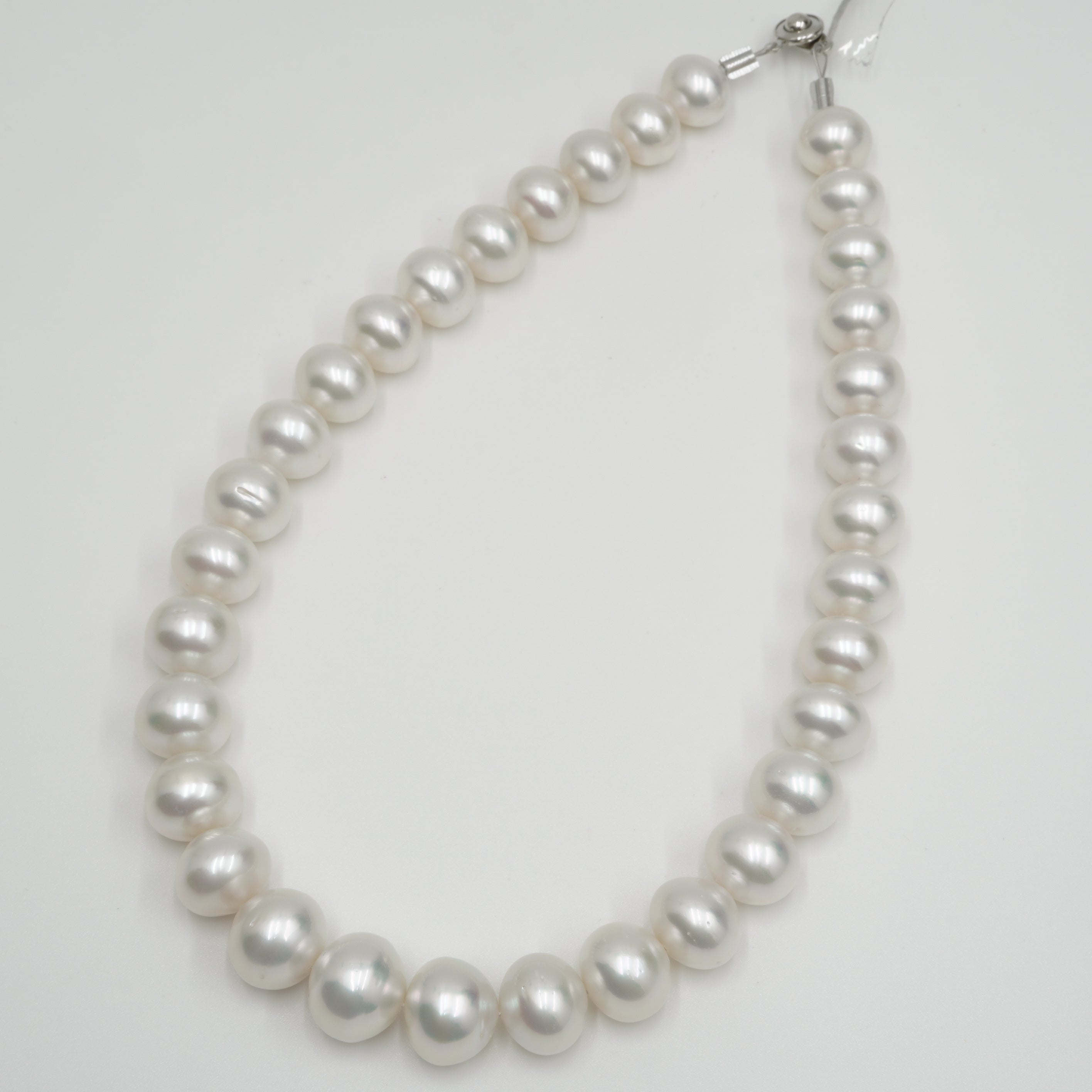 南洋白蝶真珠11.18x13.7mmのネックレス ムーンレーベル 公式] 南洋真珠 ネックレス 11mm 白蝶 真珠