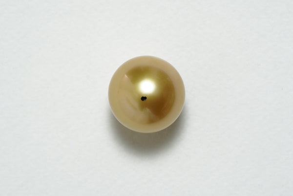 白蝶ゴールド シングルルース 13.6mm(GRANPEARL)